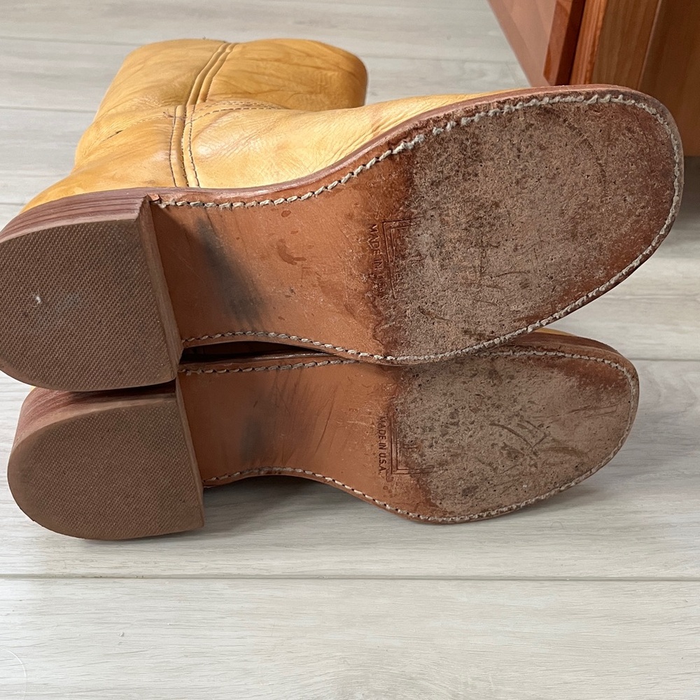 Frye banana campus boots size 10.5. Women’s - USA made - leather soles - Picture 4 of 7